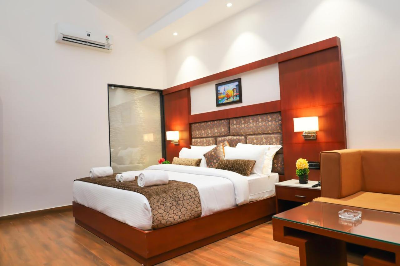 Oralia Resort Ashvem Beach 외부 사진